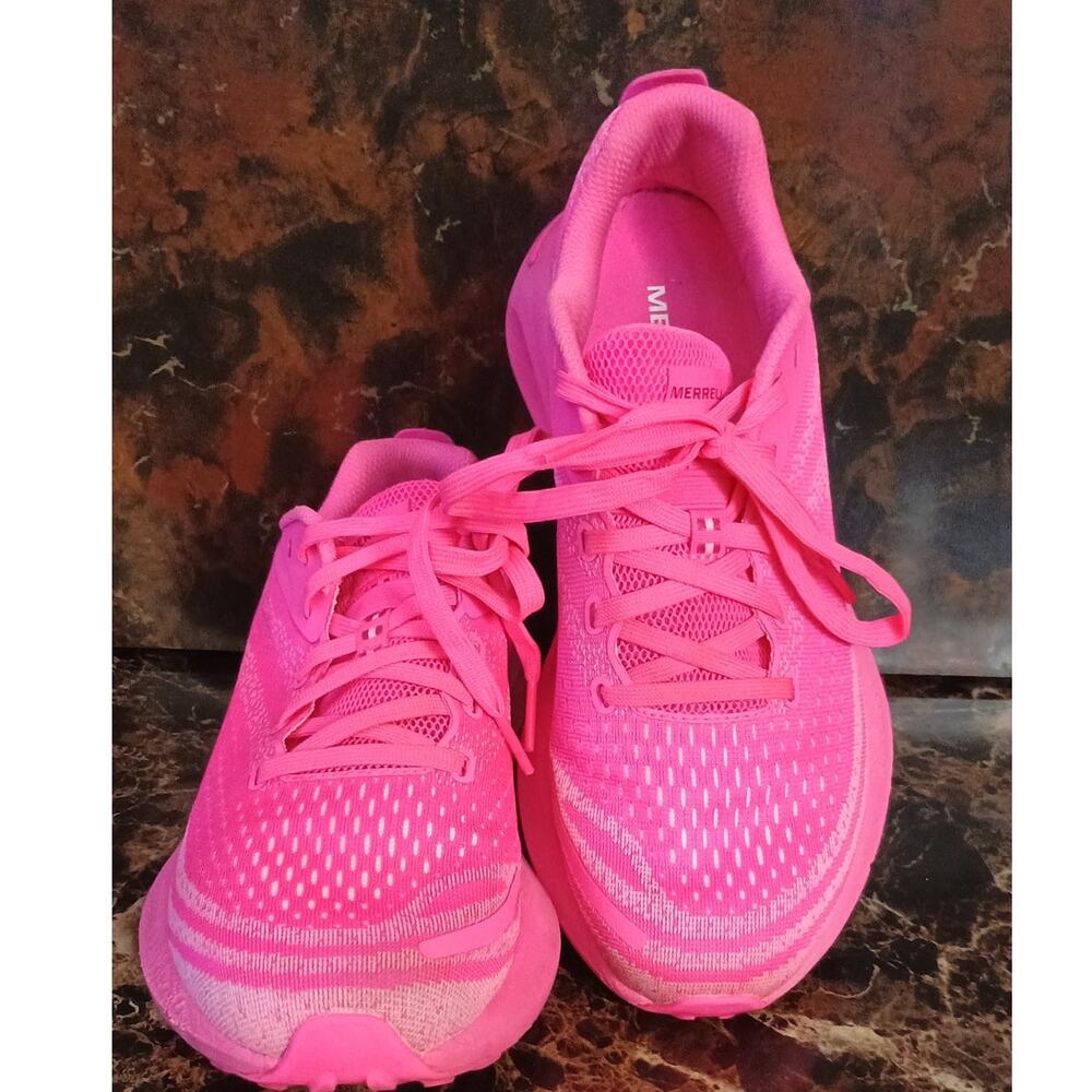 Preowned Merrell Morphlite Vibrant Pink Trail Running Shoes - Size 9
